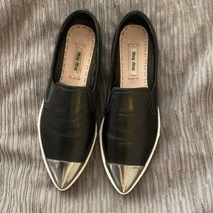 Miu miu slip on shoes in black leather with tarnished silver toe size 34